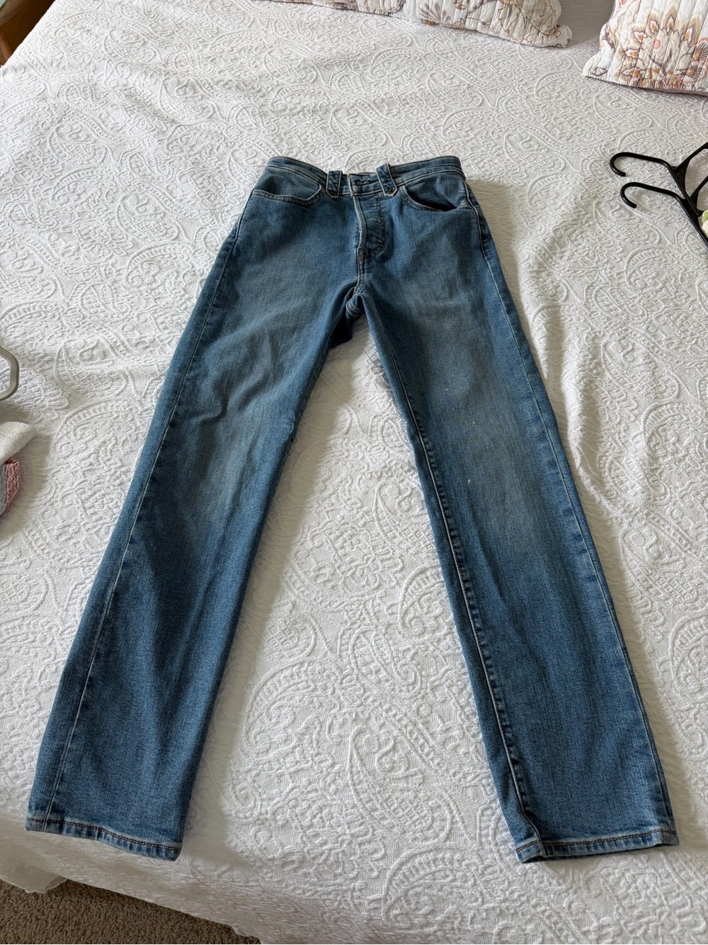 Levi's Women's Straight Leg Blue Denim Jeans